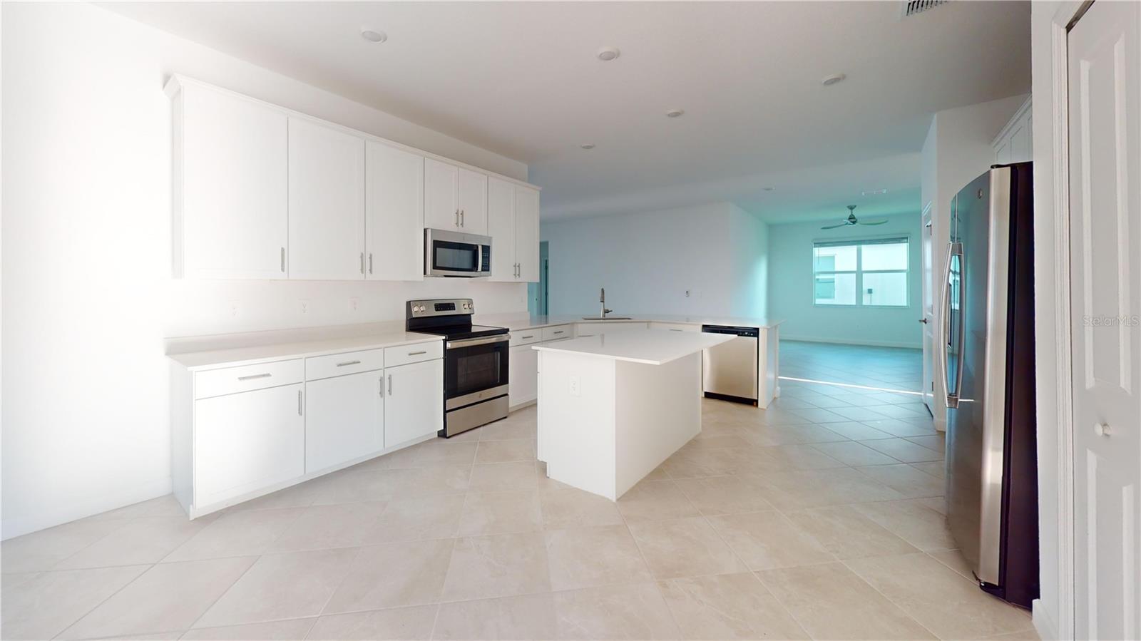 COCO BAY - Residential Lease