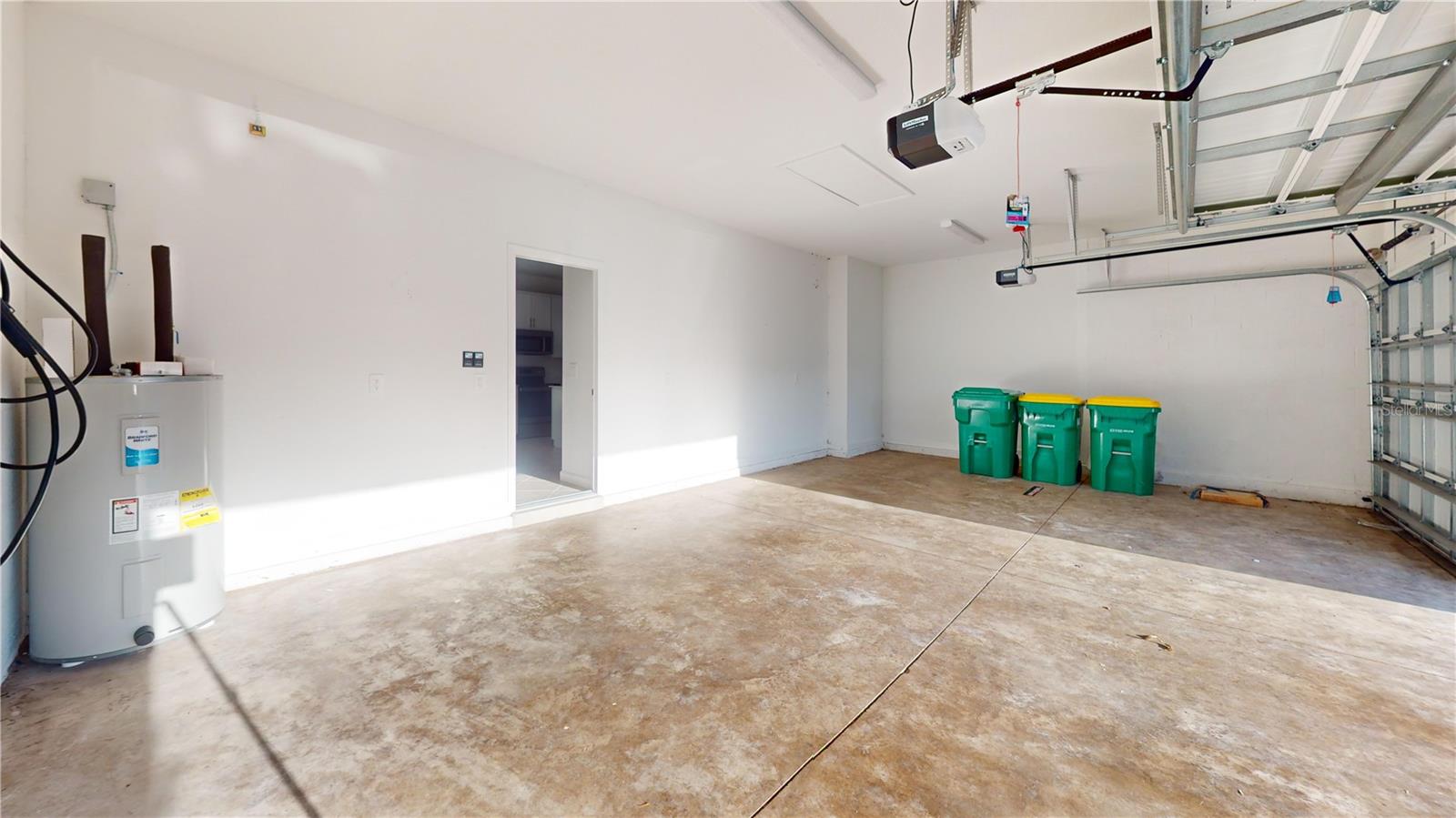 COCO BAY - Residential Lease