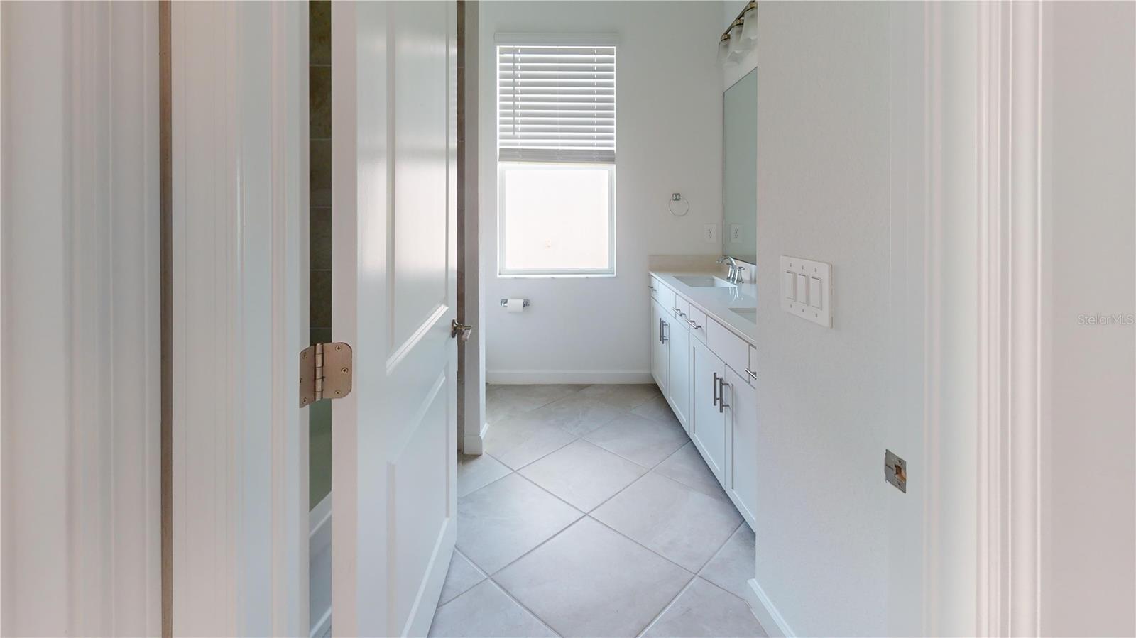 COCO BAY - Residential Lease