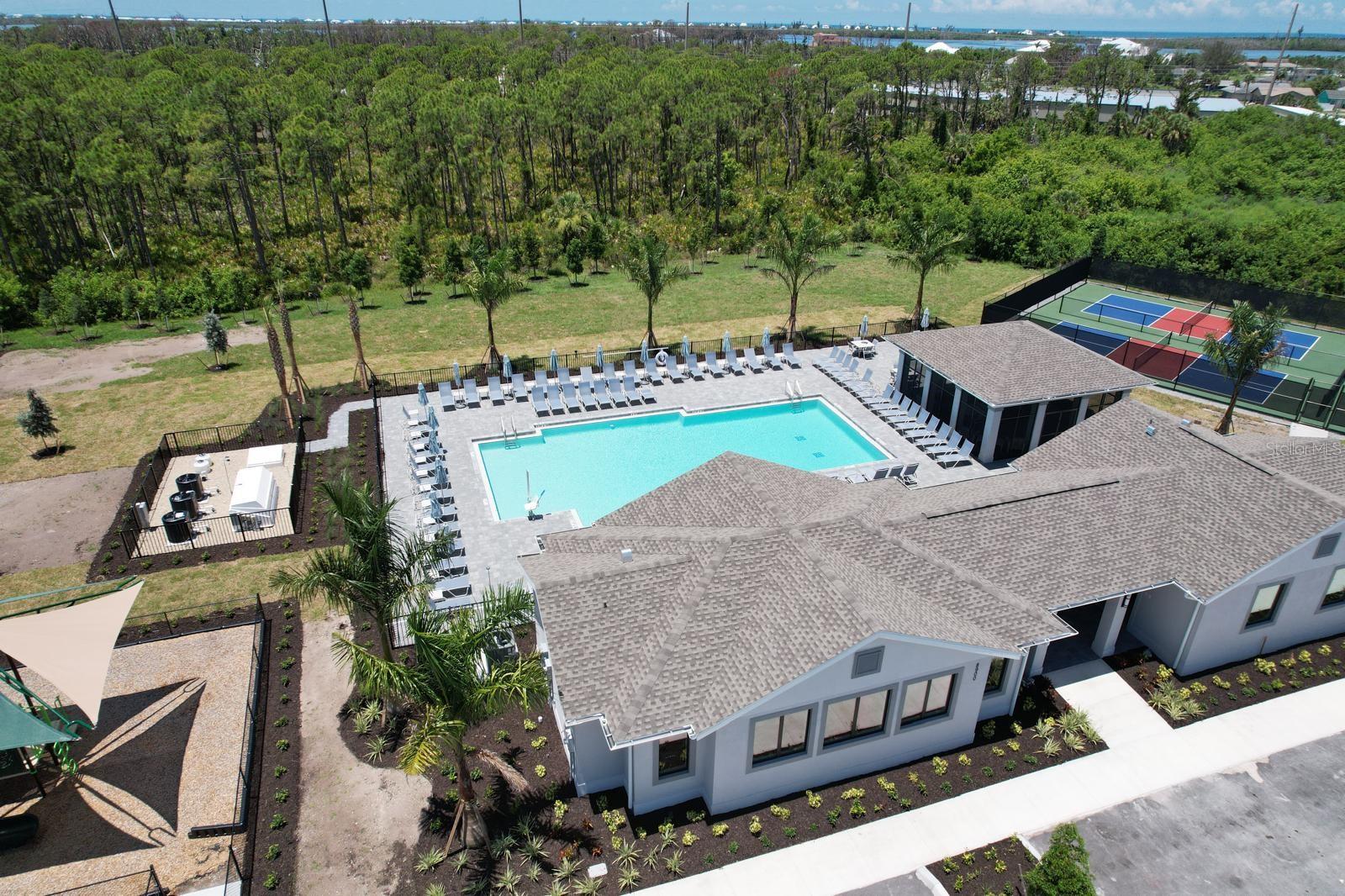 COCO BAY - Residential Lease