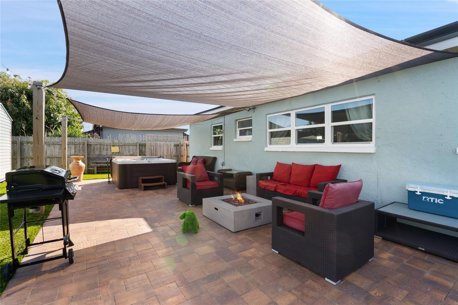 SOUTH PATRICK SHORES SEC 02 - Residential Lease