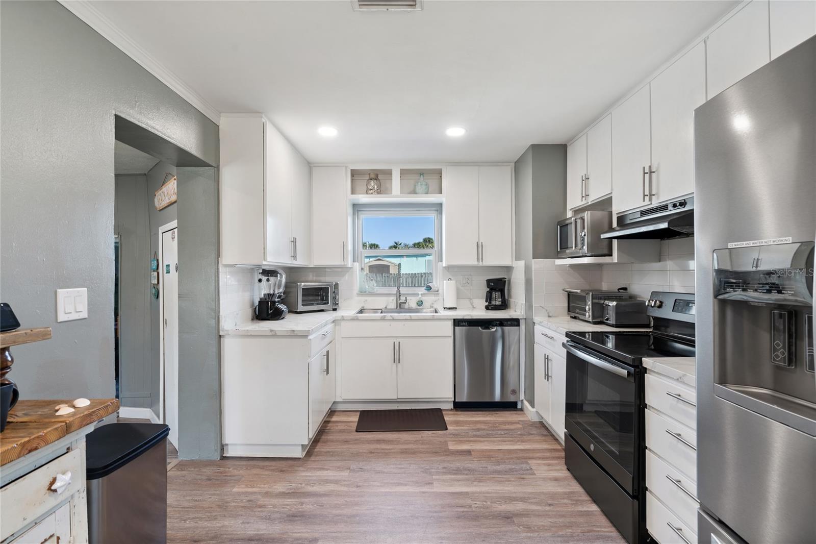 SOUTH PATRICK SHORES SEC 02 - Residential Lease