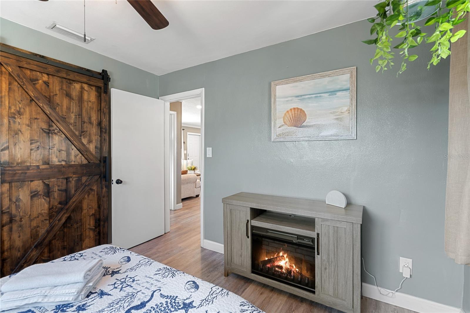 SOUTH PATRICK SHORES SEC 02 - Residential Lease