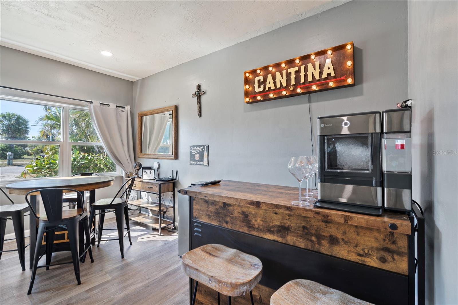 SOUTH PATRICK SHORES SEC 02 - Residential Lease