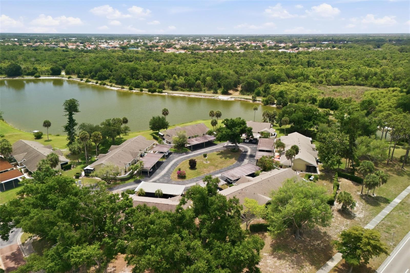 HERON LAKES - Residential