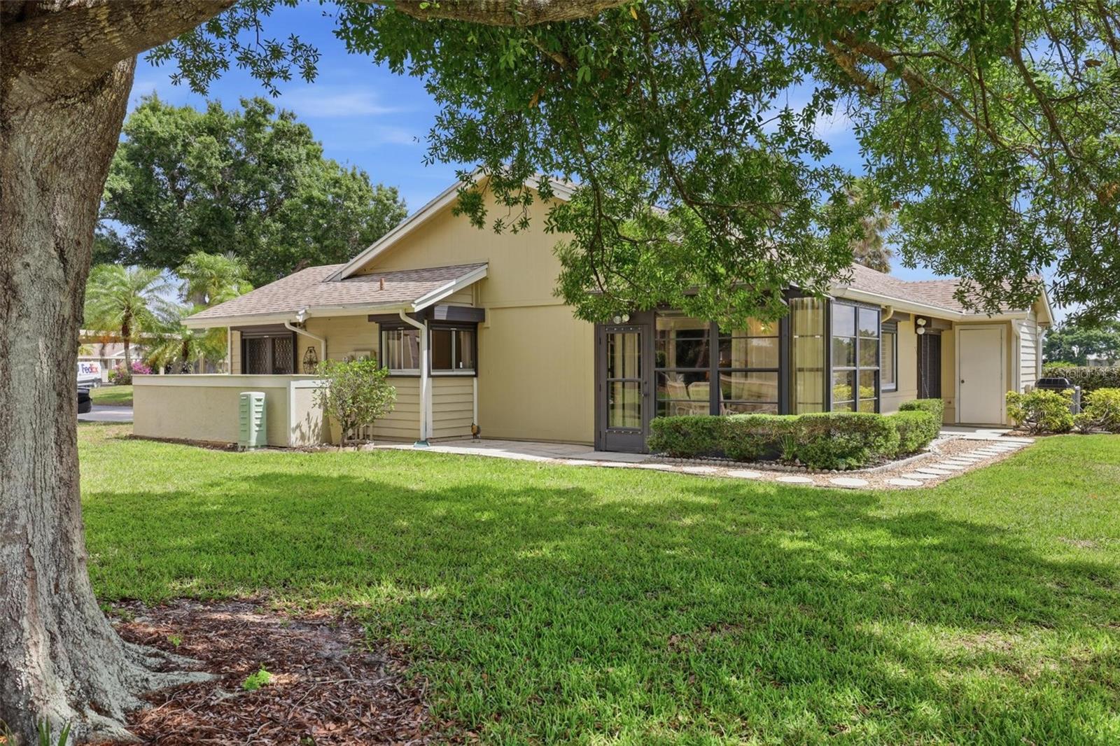 HERON LAKES - Residential
