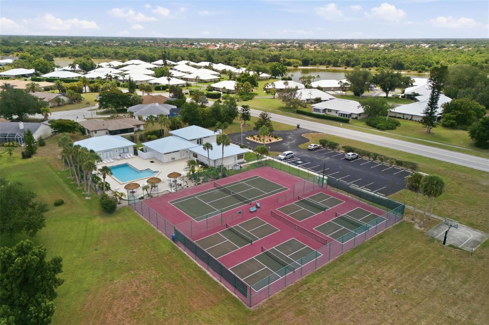 HERON LAKES - Residential