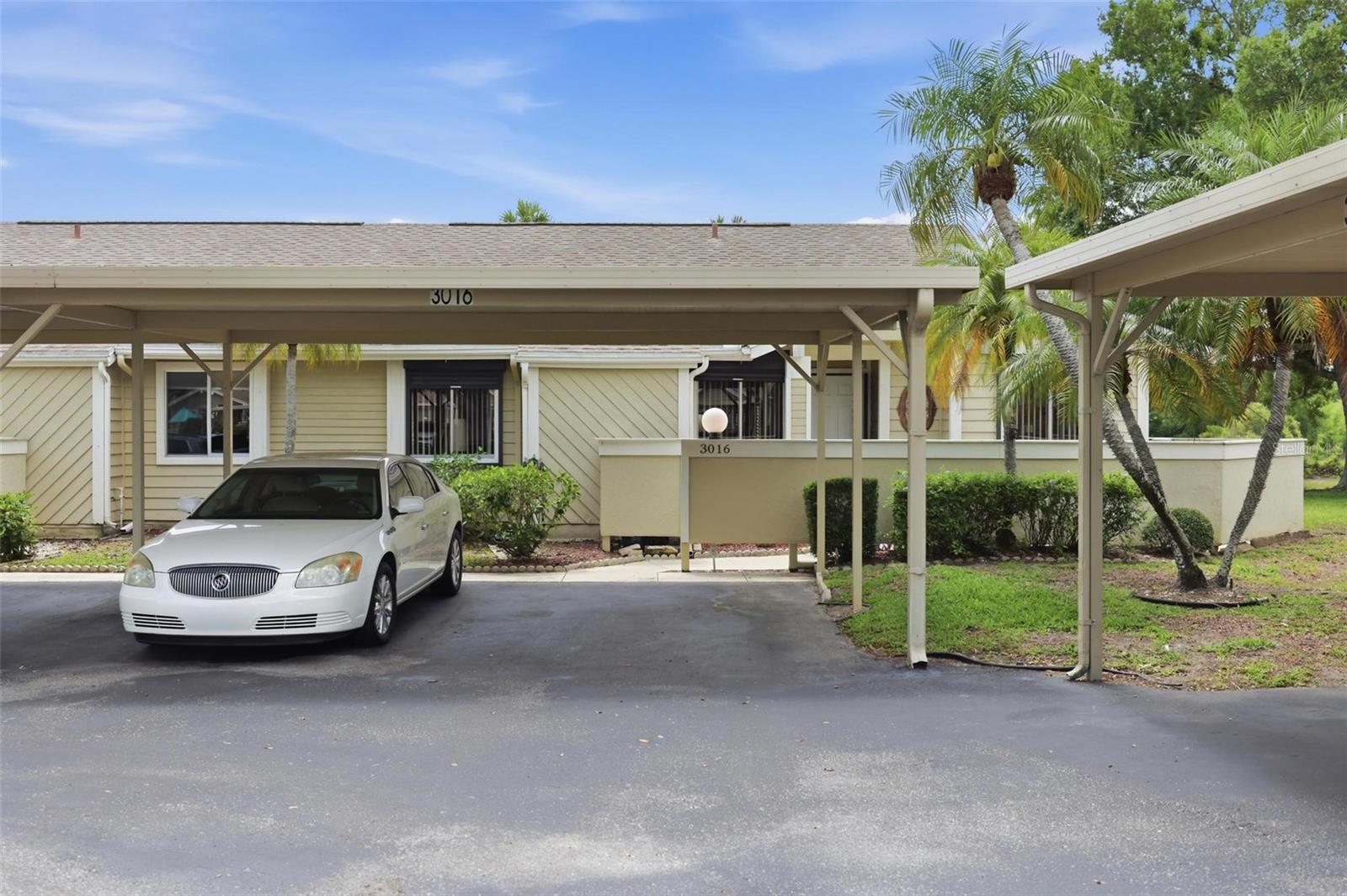 HERON LAKES - Residential