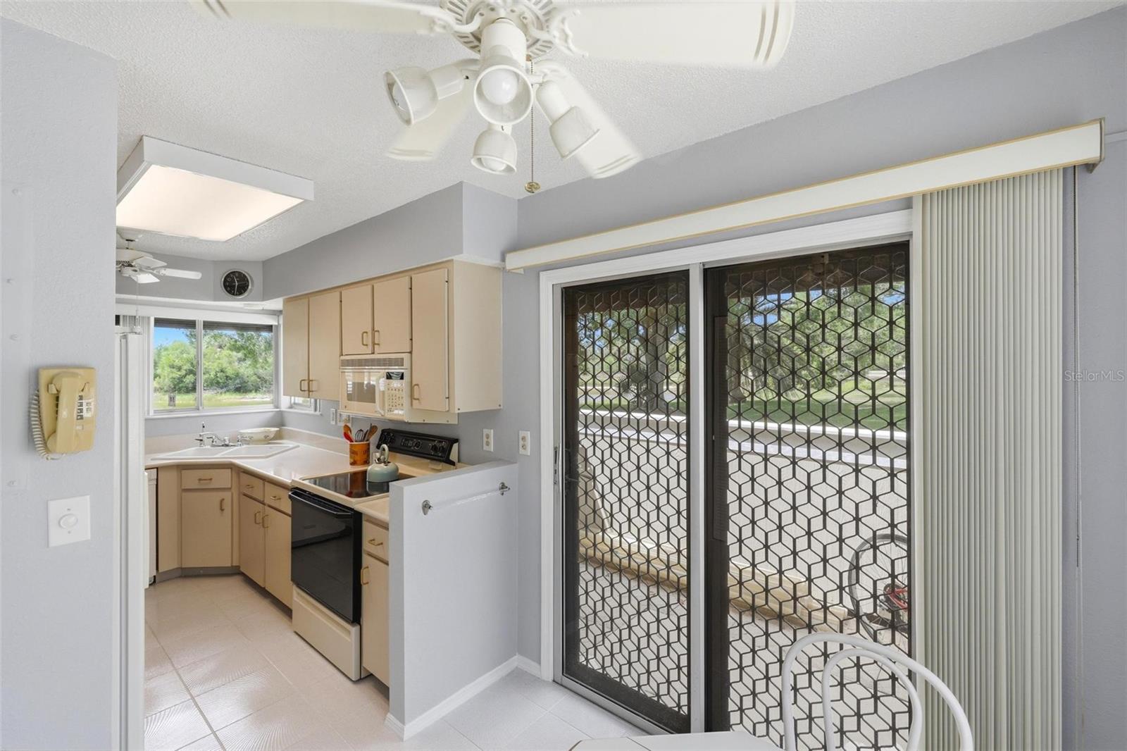 HERON LAKES - Residential