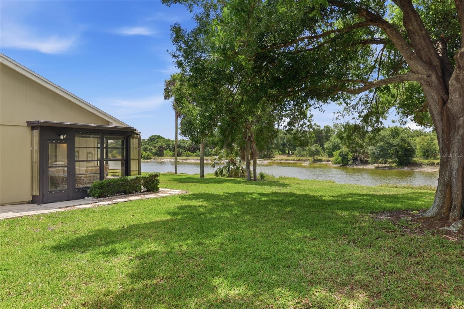 HERON LAKES - Residential