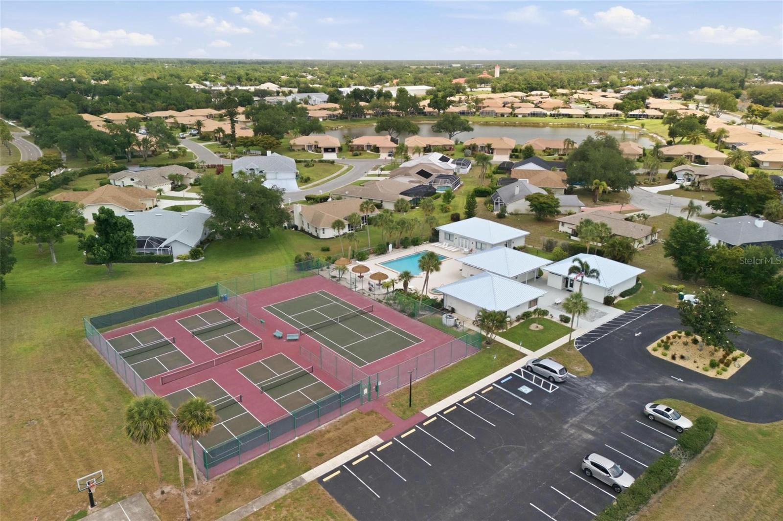 HERON LAKES - Residential