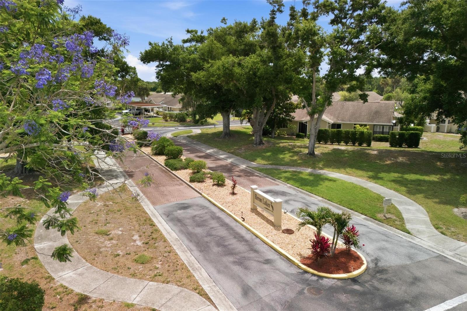 HERON LAKES - Residential