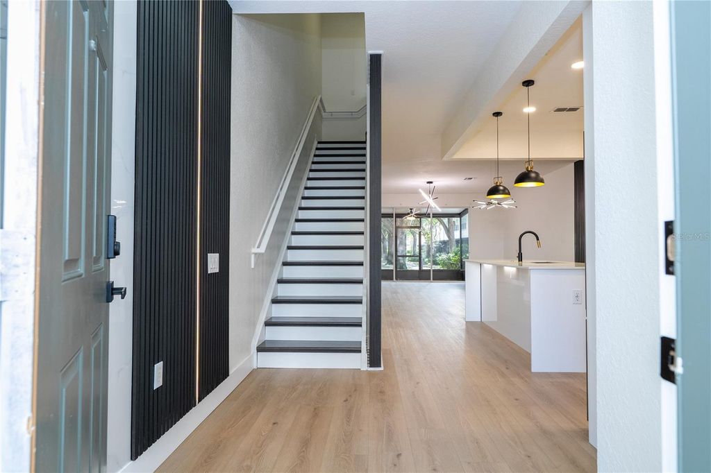 Photo of 7022 Cadiz Boulevard, Orlando, FL 32819 (MLS # O6399058)