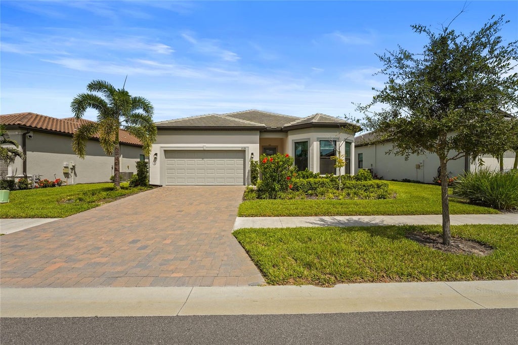 Photo of 6128 Talon Preserve Drive, Nokomis, FL 34275 (MLS # A4707490)