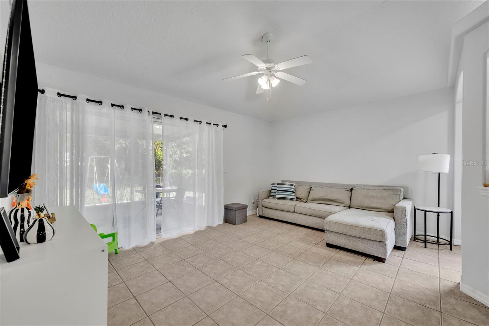3681 SEMINOLE STREET
