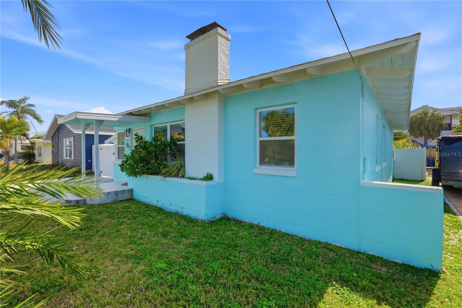 LONE PALM BEACH 4TH ADD - Residential