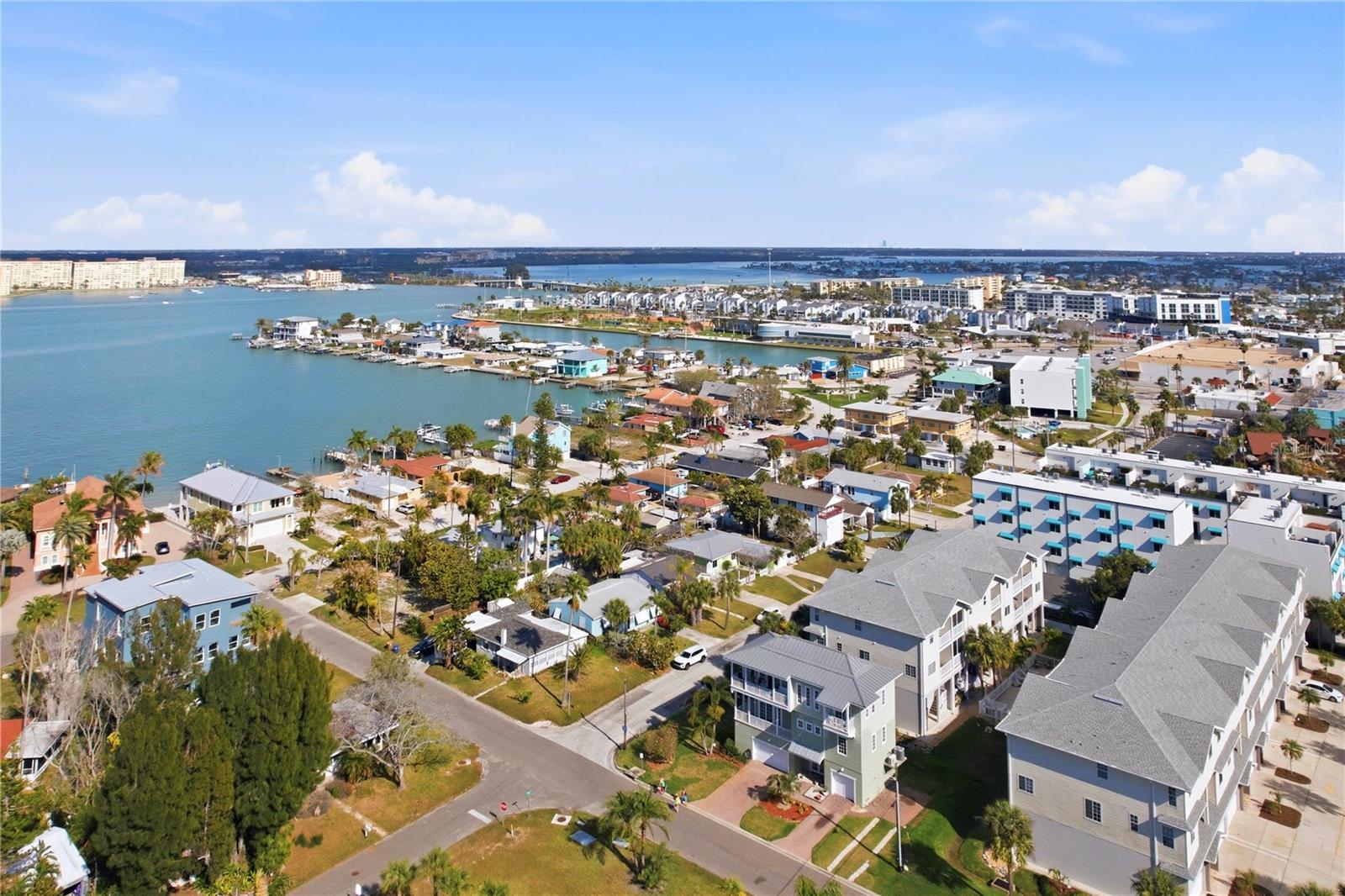 LONE PALM BEACH 4TH ADD - Residential