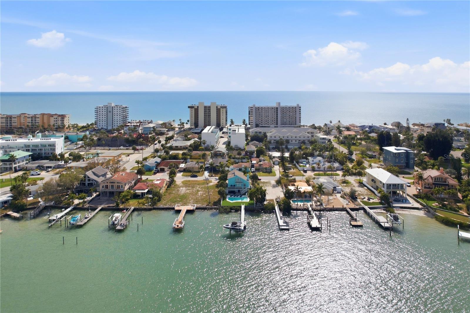 LONE PALM BEACH 4TH ADD - Residential