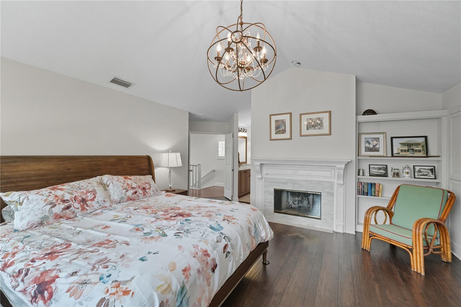 DIXIE TERRACE - Residential