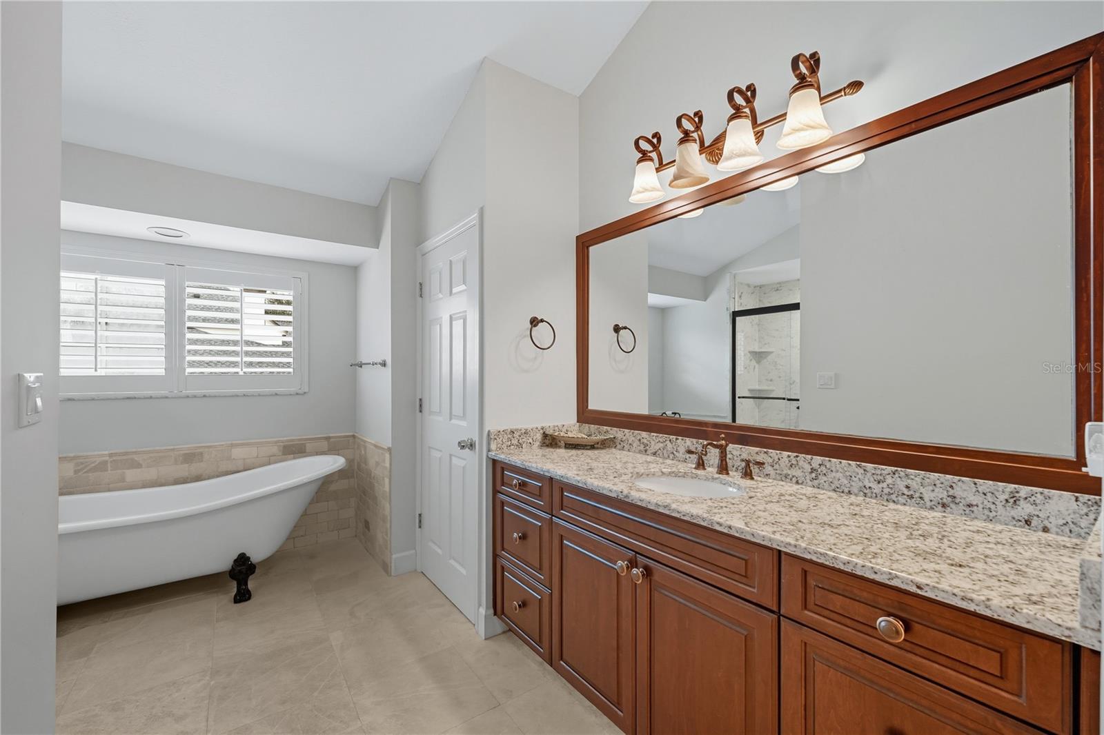 DIXIE TERRACE - Residential