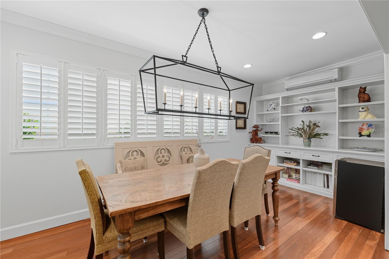 DIXIE TERRACE - Residential