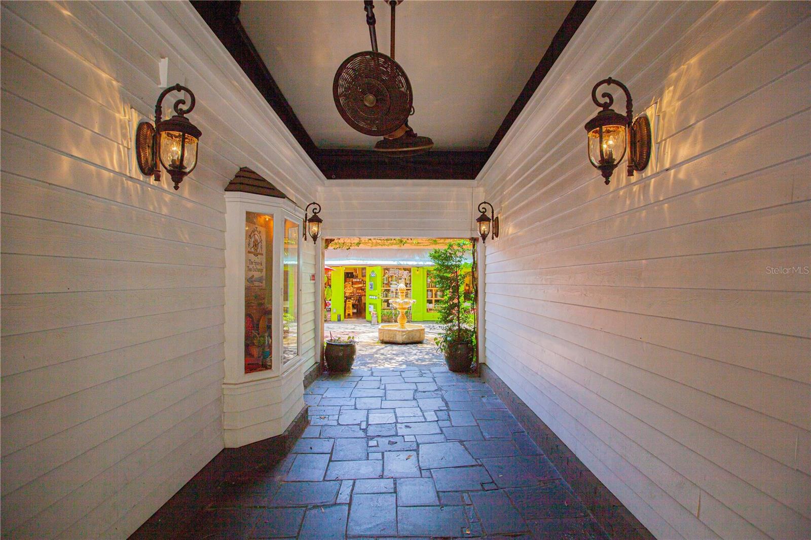 DIXIE TERRACE - Residential