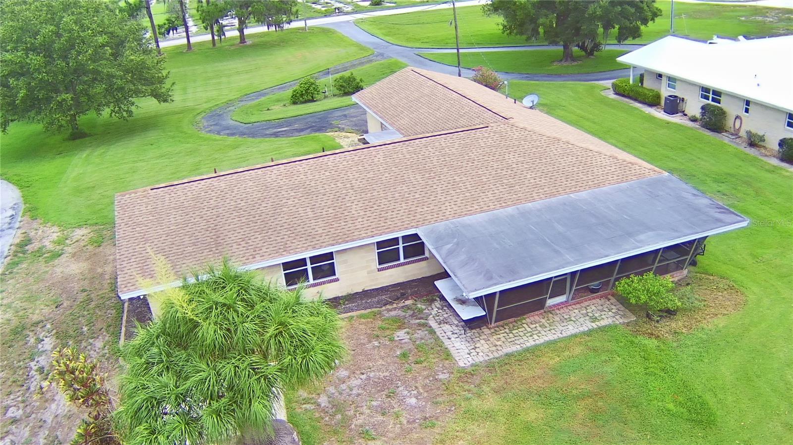 823 N LAKE REEDY BOULEVARD