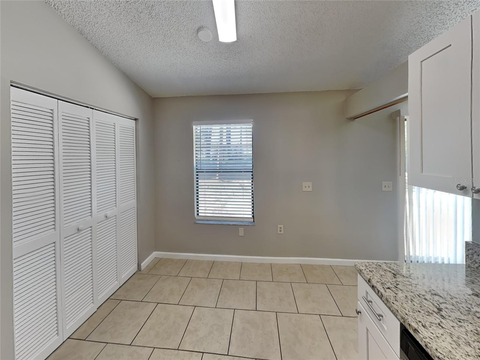 DELTONA LAKES UNIT 33 - Residential Lease