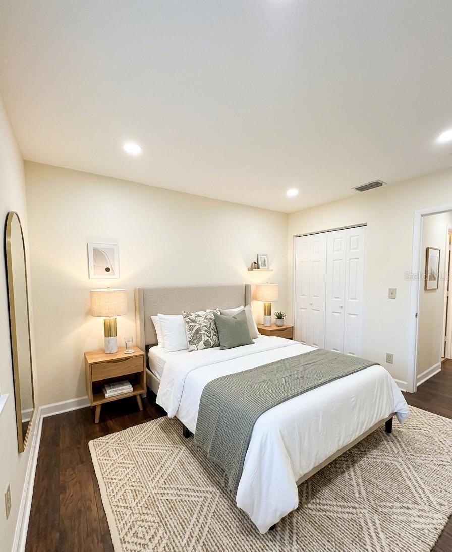 WATERSIDE CONDO I - Residential