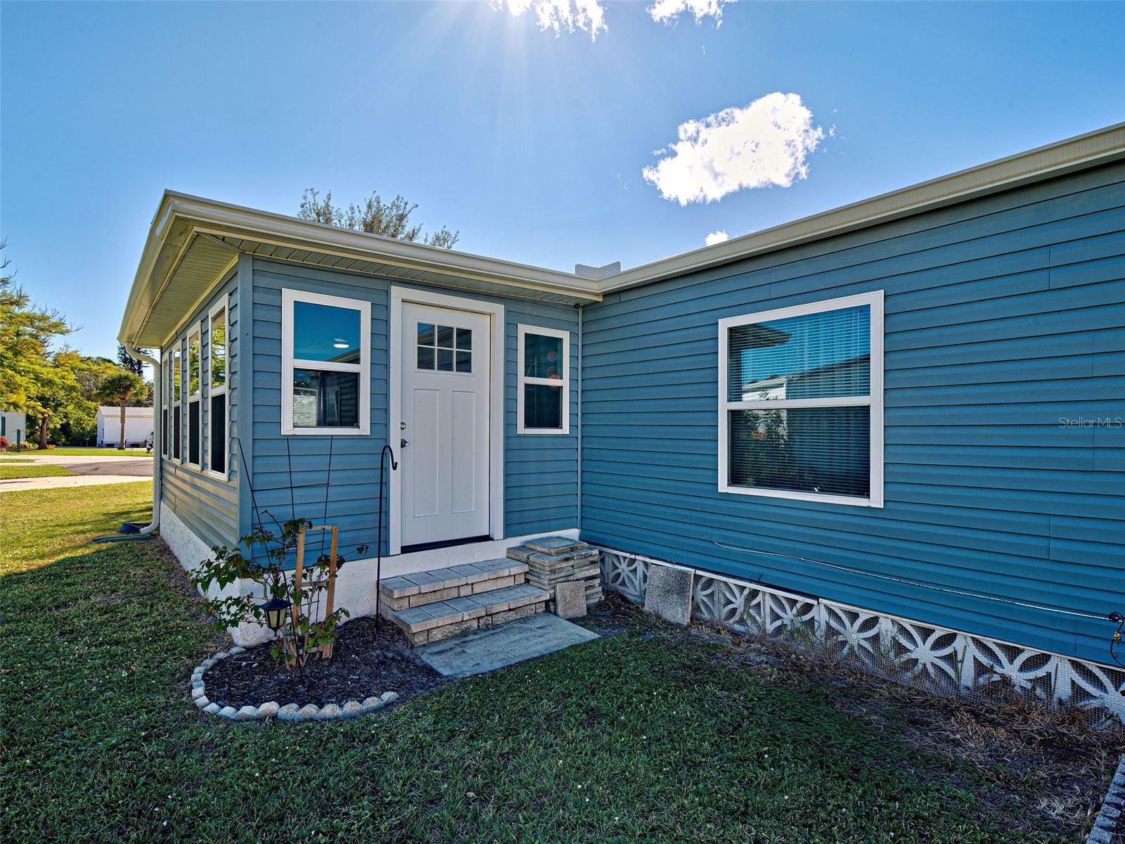 SANDALHAVEN ESTATES - Residential