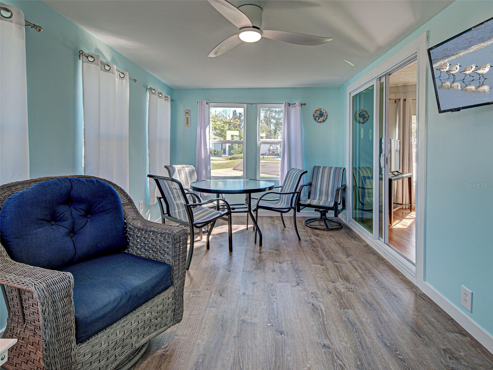 SANDALHAVEN ESTATES - Residential