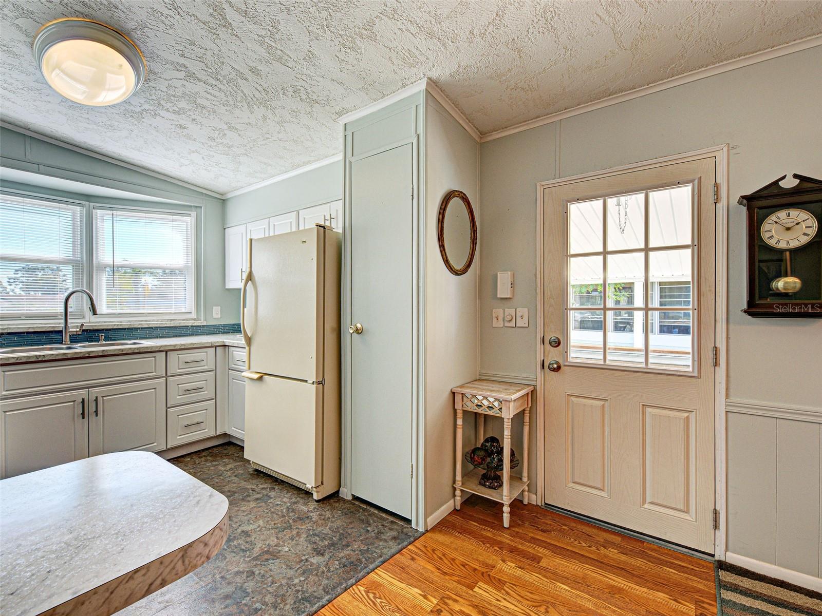 SANDALHAVEN ESTATES - Residential