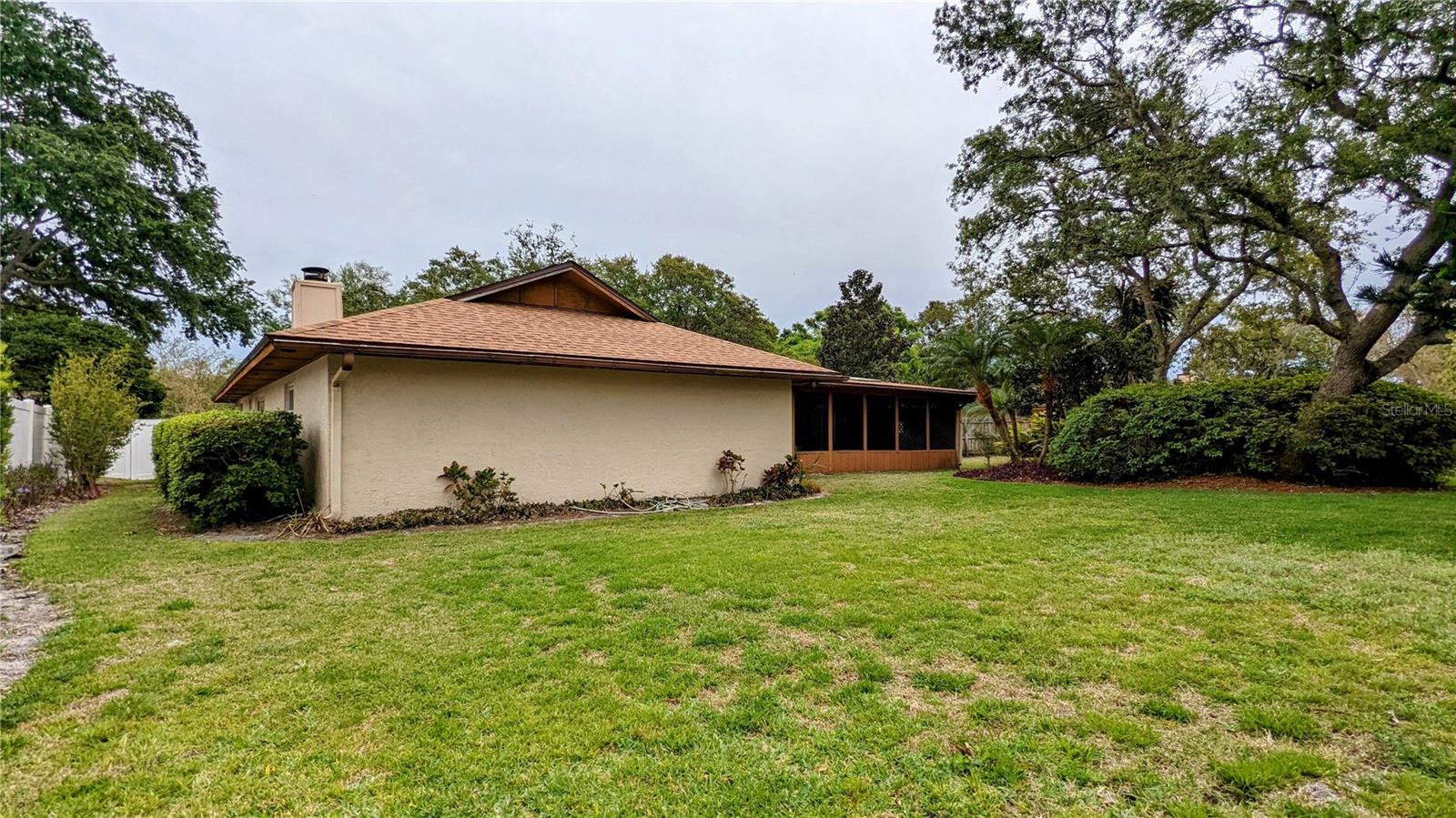 HIDDEN SPRINGS - Residential Lease