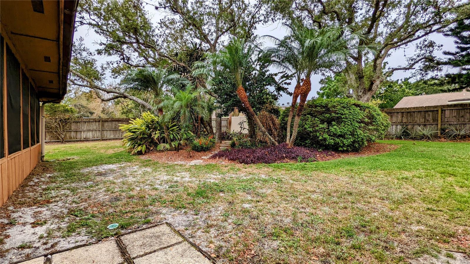 HIDDEN SPRINGS - Residential Lease