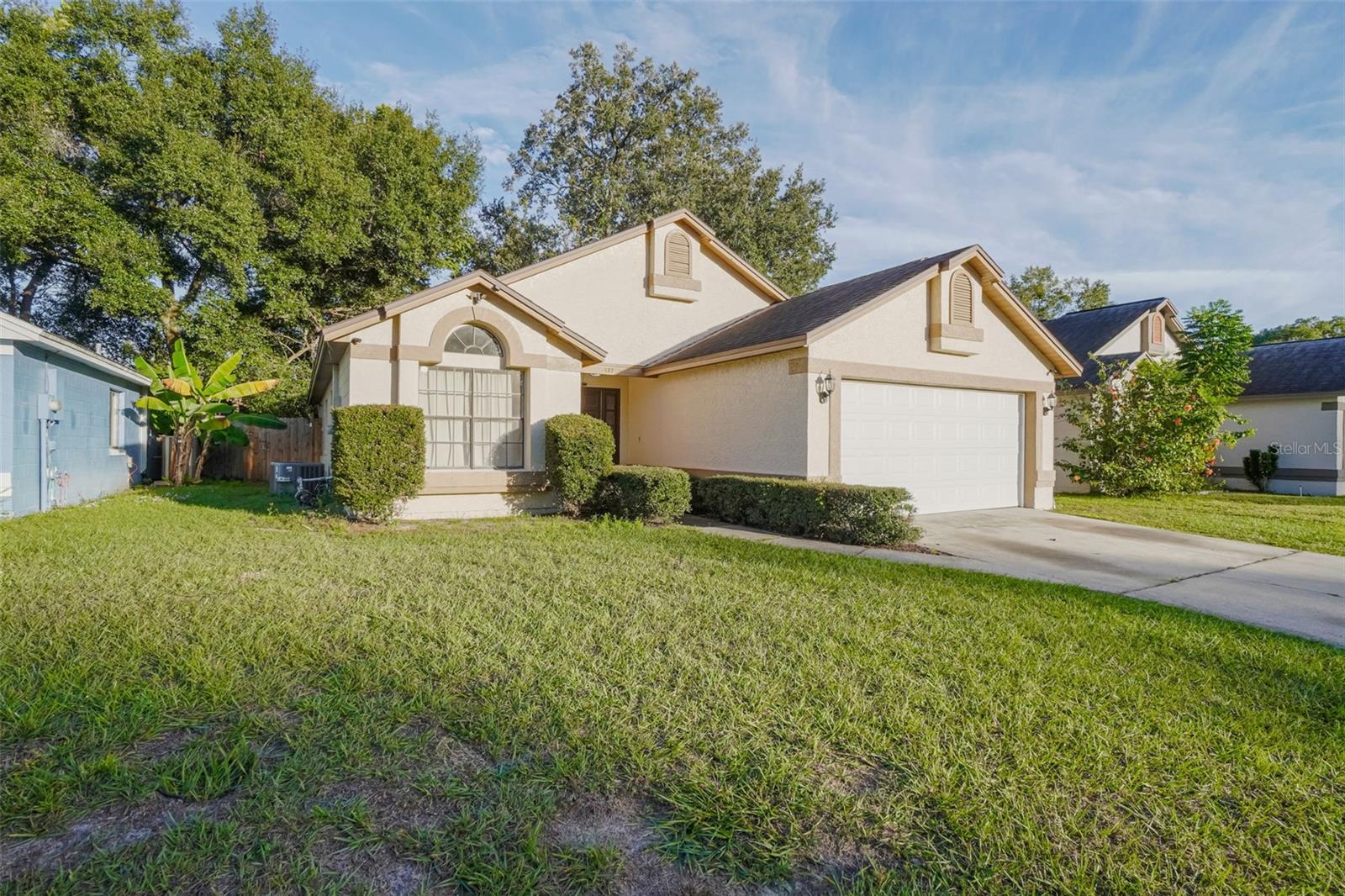 RIVER CHASE - Residential