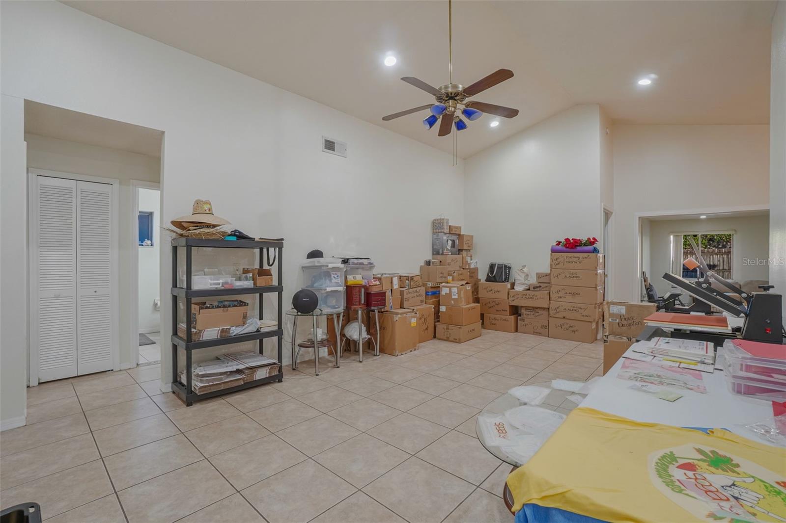 RIVER CHASE - Residential