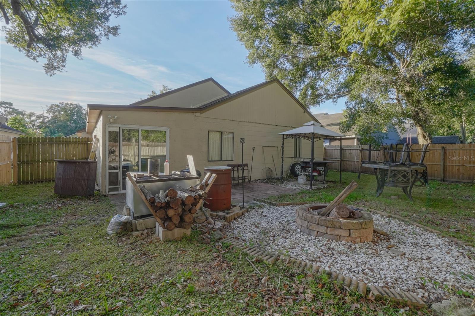 RIVER CHASE - Residential