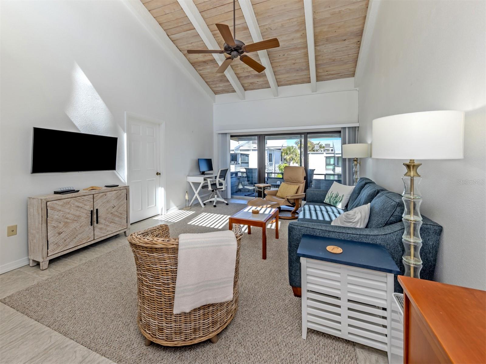 BAHIA VISTA GULF - Residential