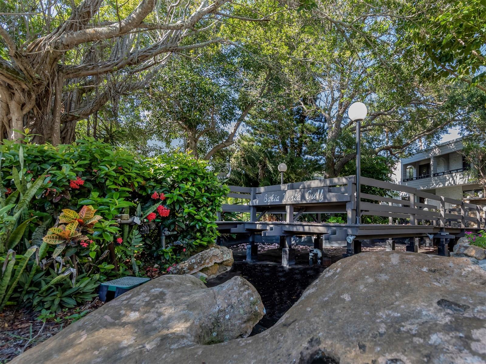 BAHIA VISTA GULF - Residential