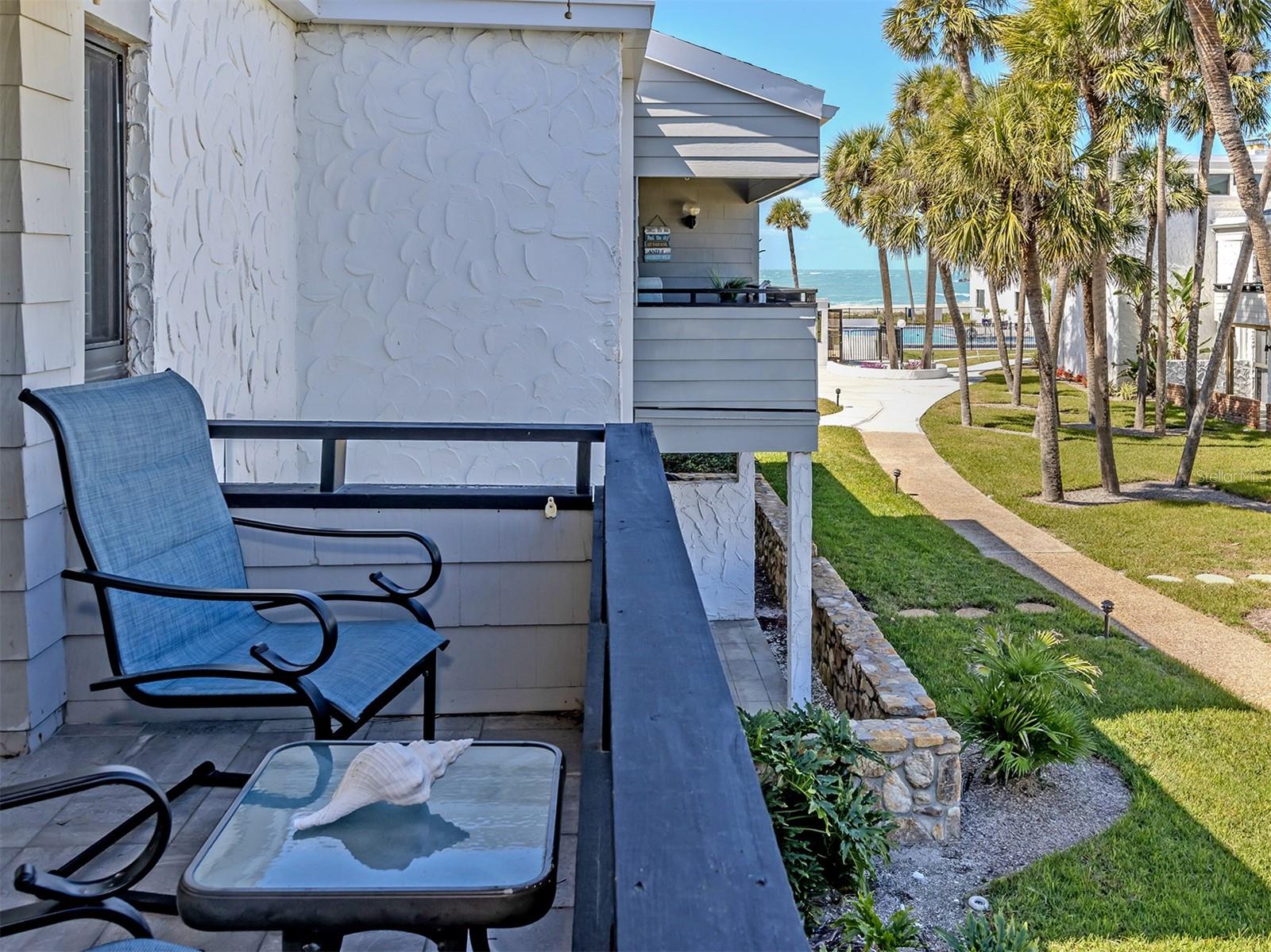 BAHIA VISTA GULF - Residential