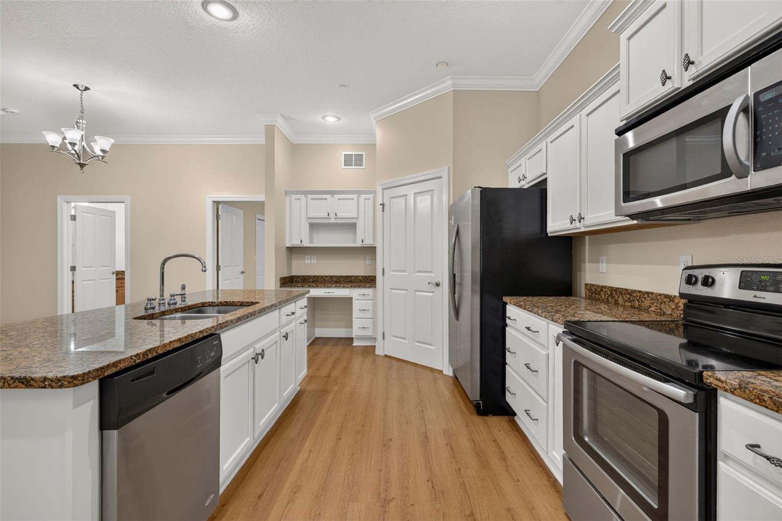 7980 SOUTHERN PINES DRIVE