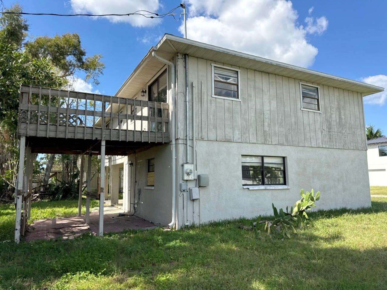 711 47TH STREET W
