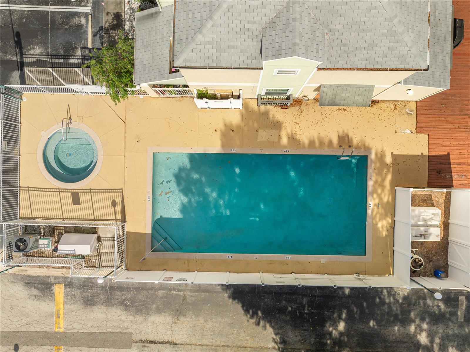 SUMMERFIELD TWNHMS - Residential Lease