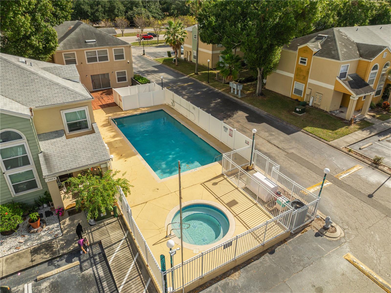 SUMMERFIELD TWNHMS - Residential Lease