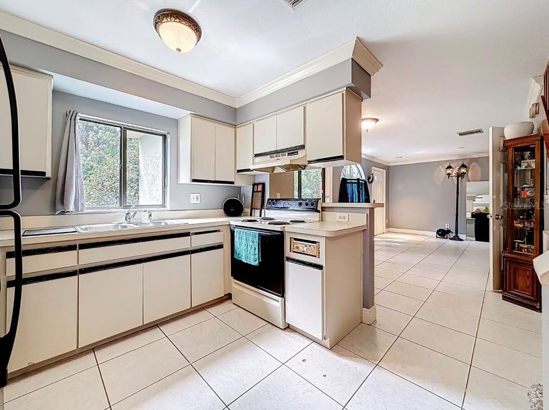 TOWNHOMES OF COUNTRYSIDE - Residential