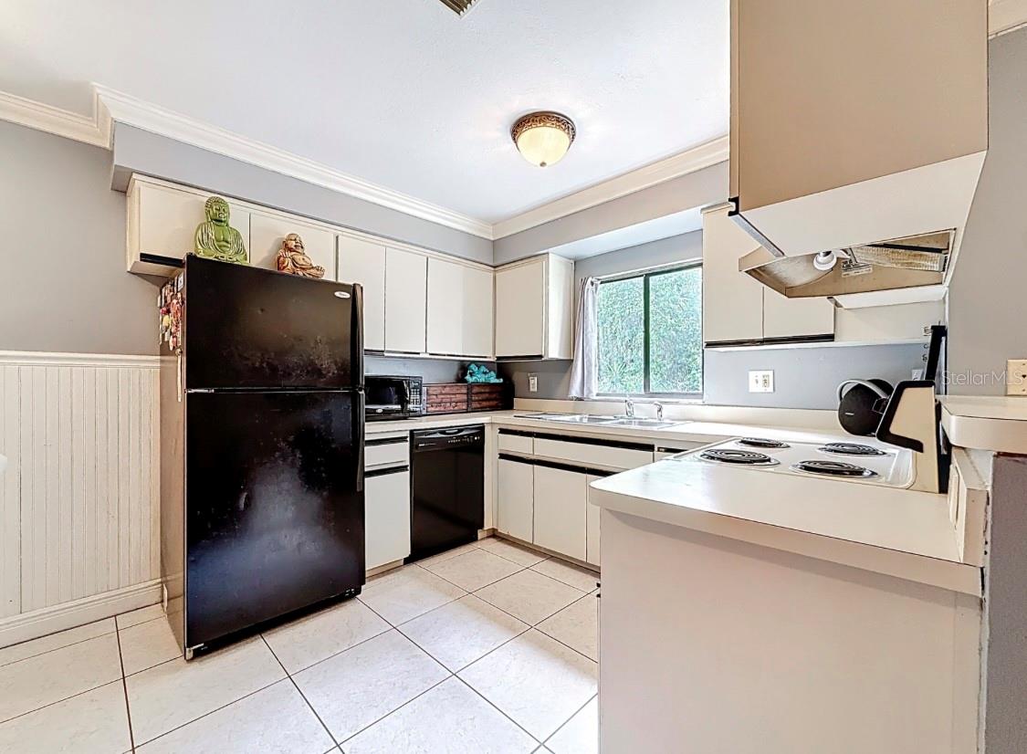 TOWNHOMES OF COUNTRYSIDE - Residential