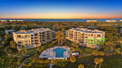 Photo of 2165 Gulf Of Mexico Drive #121, Longboat Key, FL 34228 (MLS # A4711444)