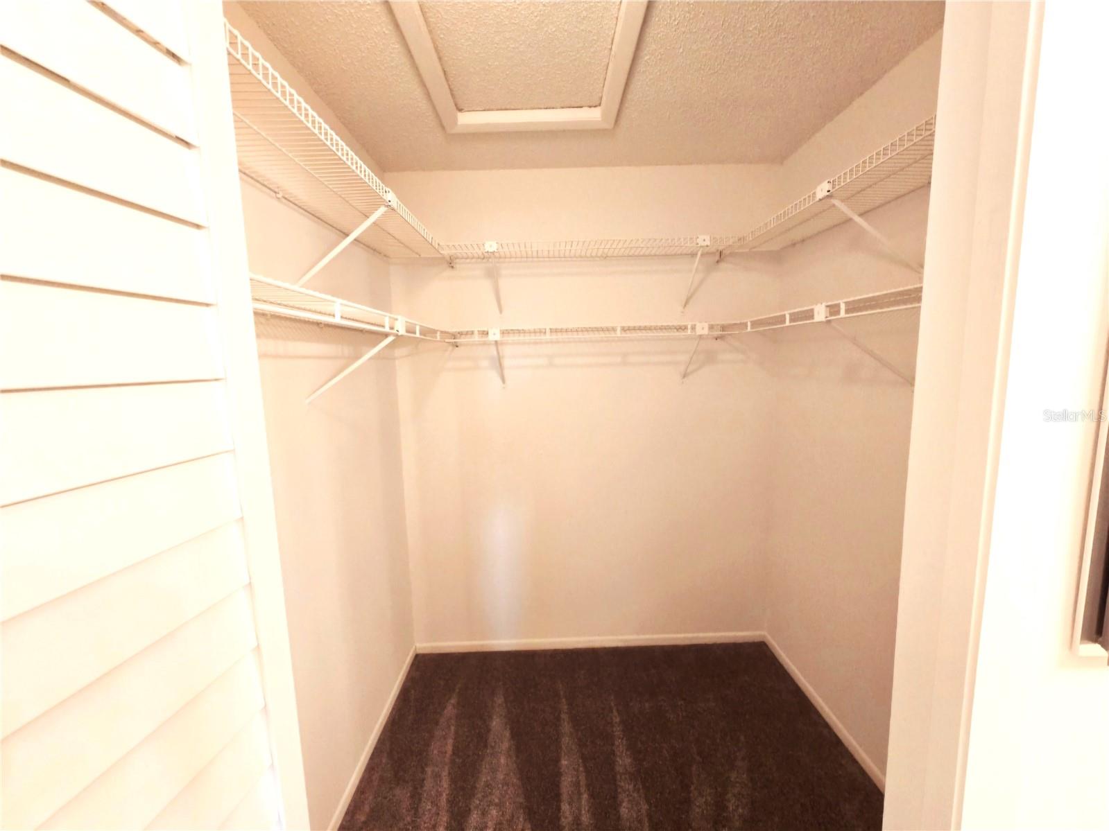 GREENWOOD LAKES UNIT 8 - Residential Lease