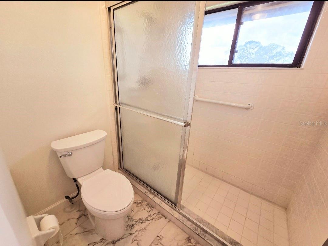 GREENWOOD LAKES UNIT 8 - Residential Lease