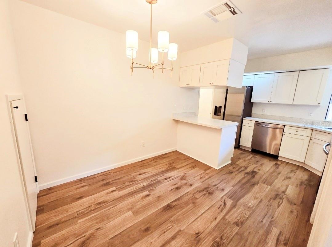 GREENWOOD LAKES UNIT 8 - Residential Lease